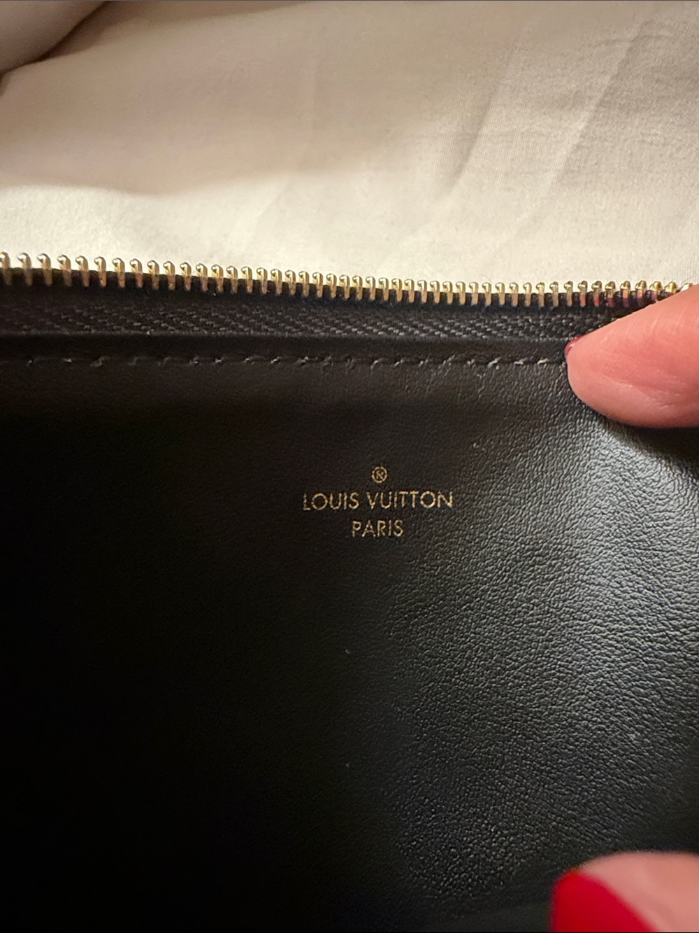 Louis Vuitton Black Embossed Monogram zip insert/card holder - Picture 8 of 15
